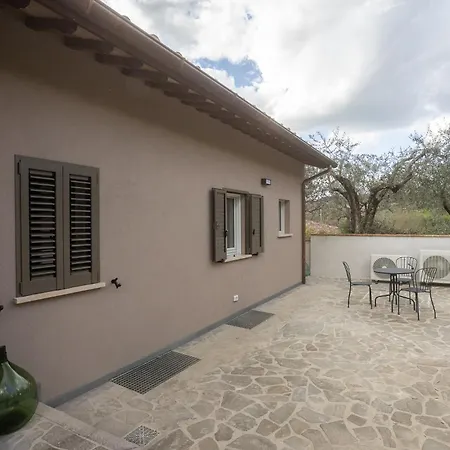 Lombardi Rita - Colle S. Martino Apartmán