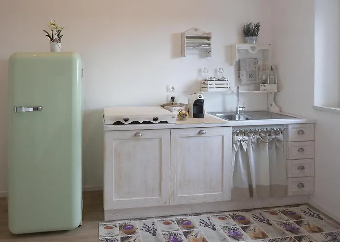 Lombardi Rita - Colle S. Martino アパート アッシジ